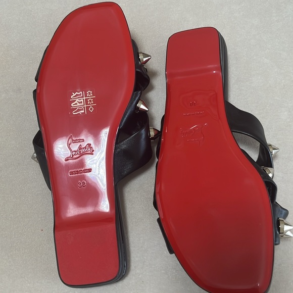 Christian Loubutin Flat NWT - Picture 2 of 7
